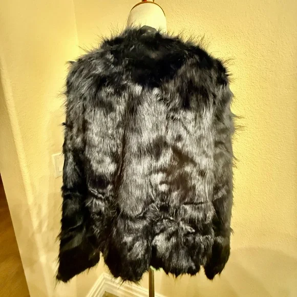 Romeo + Juliet Couture Black Faux Fur Jacket Coat NWOT Hidden Hook Closure Glam - Picture 4 of 7